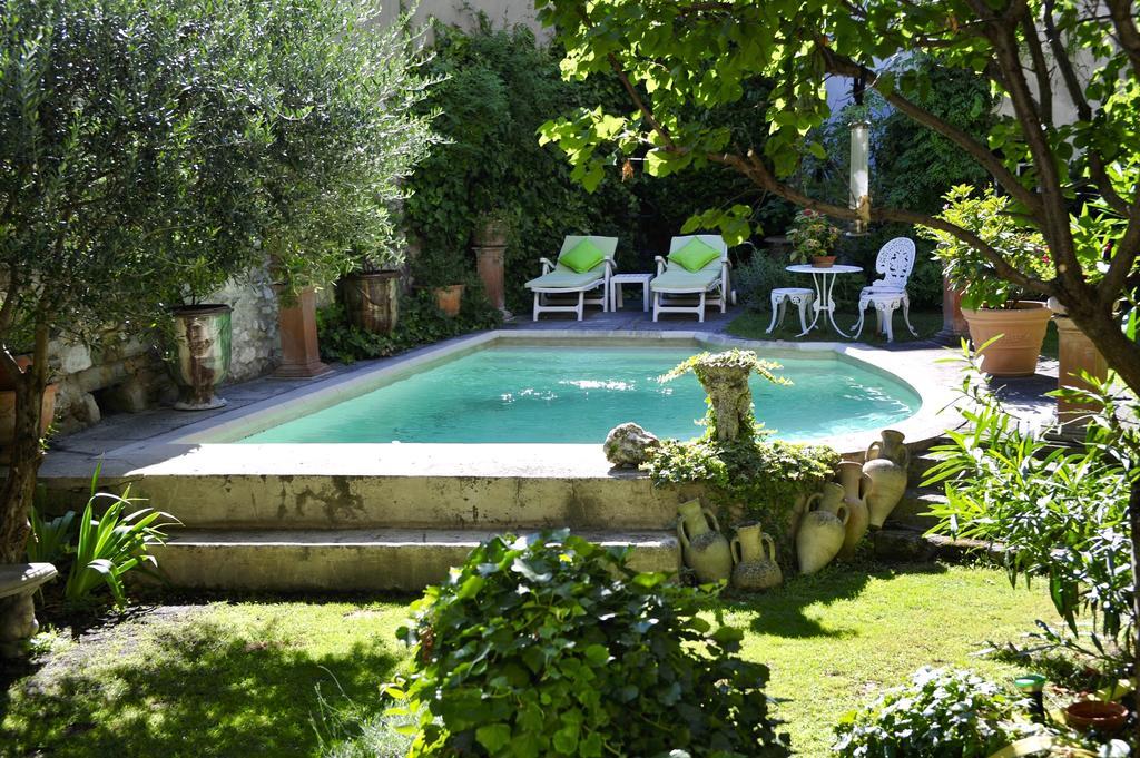 Les Saisons Bed & Breakfast Villeneuve-lès-Avignon Exterior photo