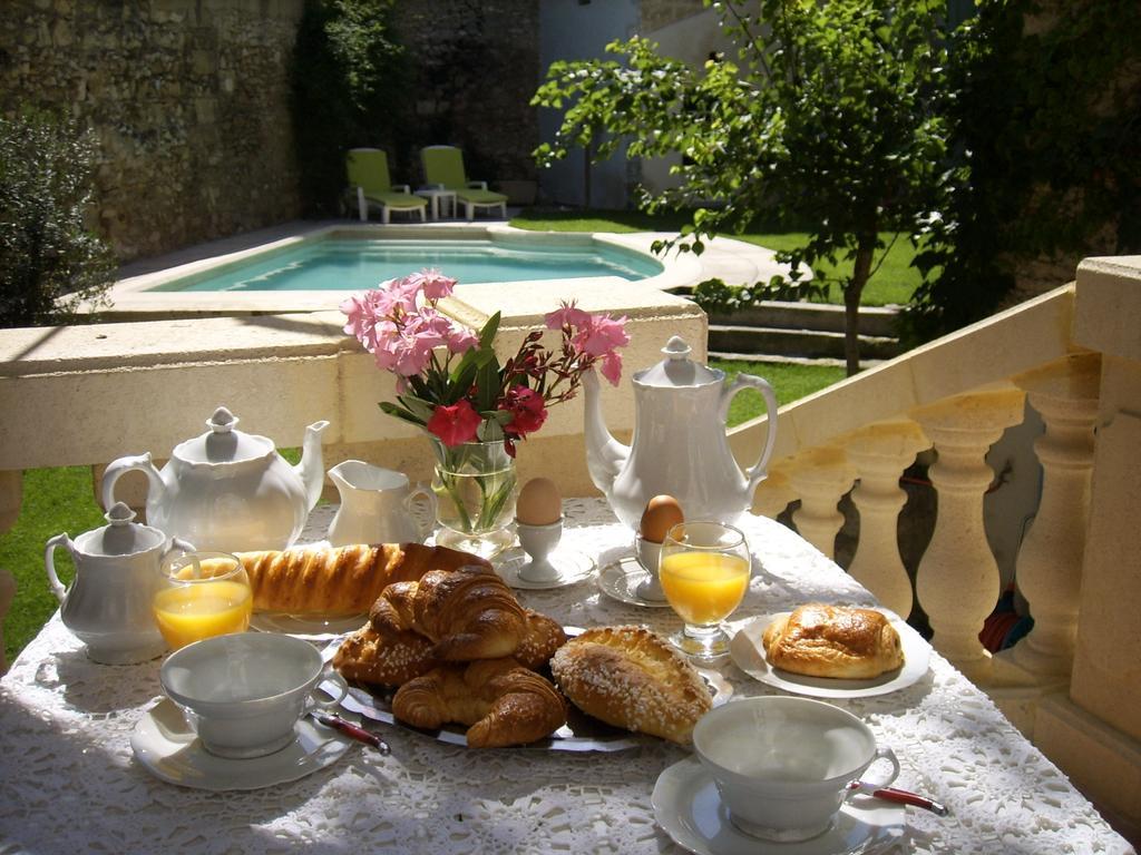 Les Saisons Bed & Breakfast Villeneuve-lès-Avignon Exterior photo